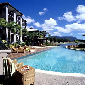 Blue Lagoon 4* Trinity Beach